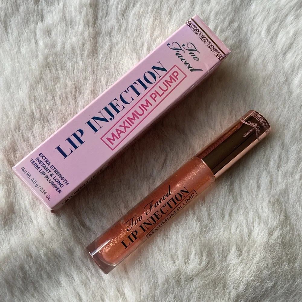 Too Faced Lip Injection Maximum Plump Lip gloss  Cotton candy kisses peachy pink
